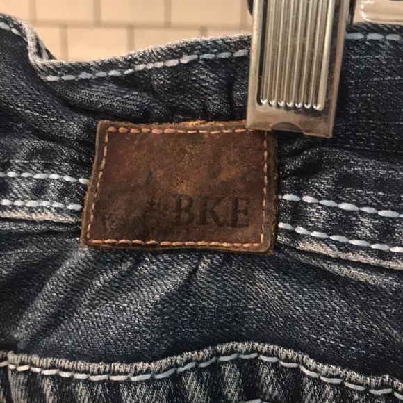 BKE Justin Jeans Mens 32L Blue Denim Flare Distressed Western Boho Festival - Picture 7 of 12